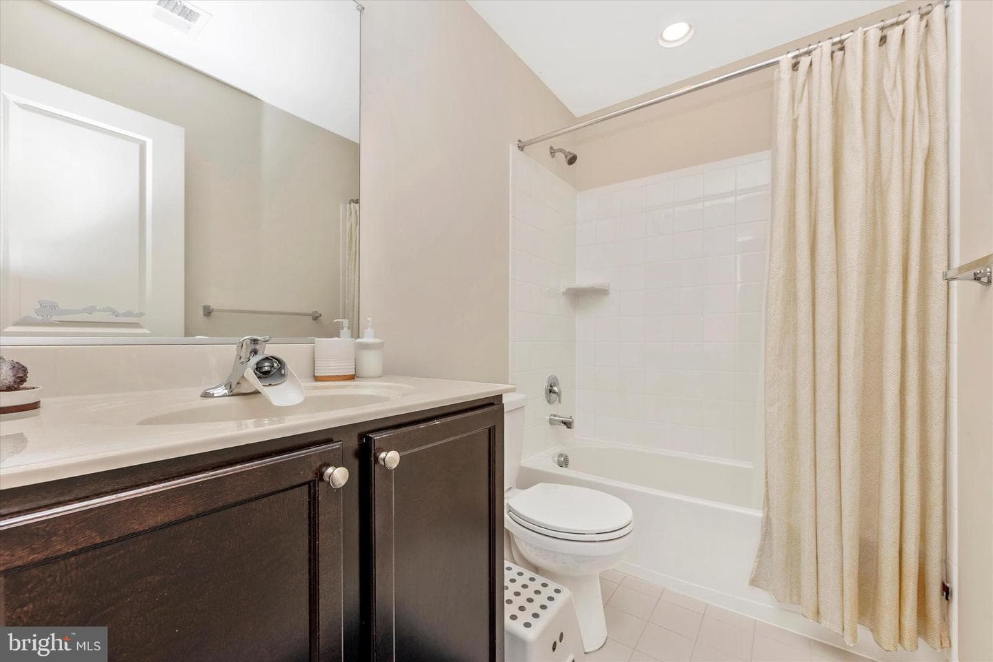 1113 Lakin Drive photo 27