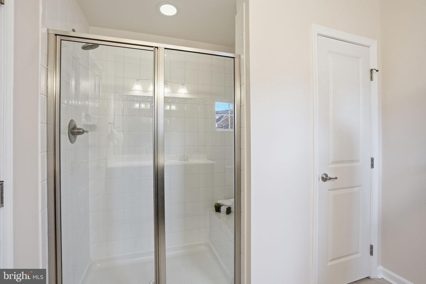 6490 Calverton Drive #304 photo 17