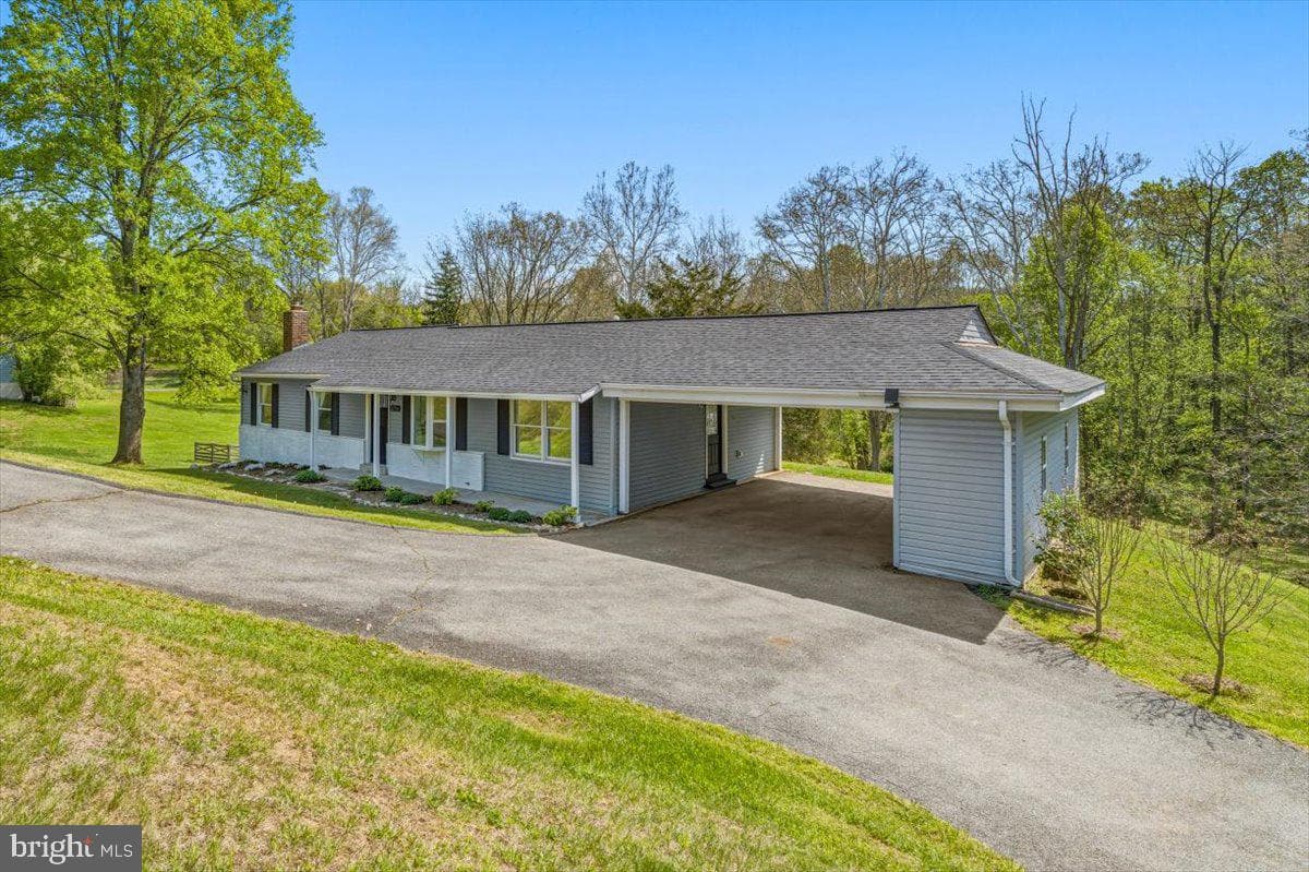 4389 Moleton Drive photo 76