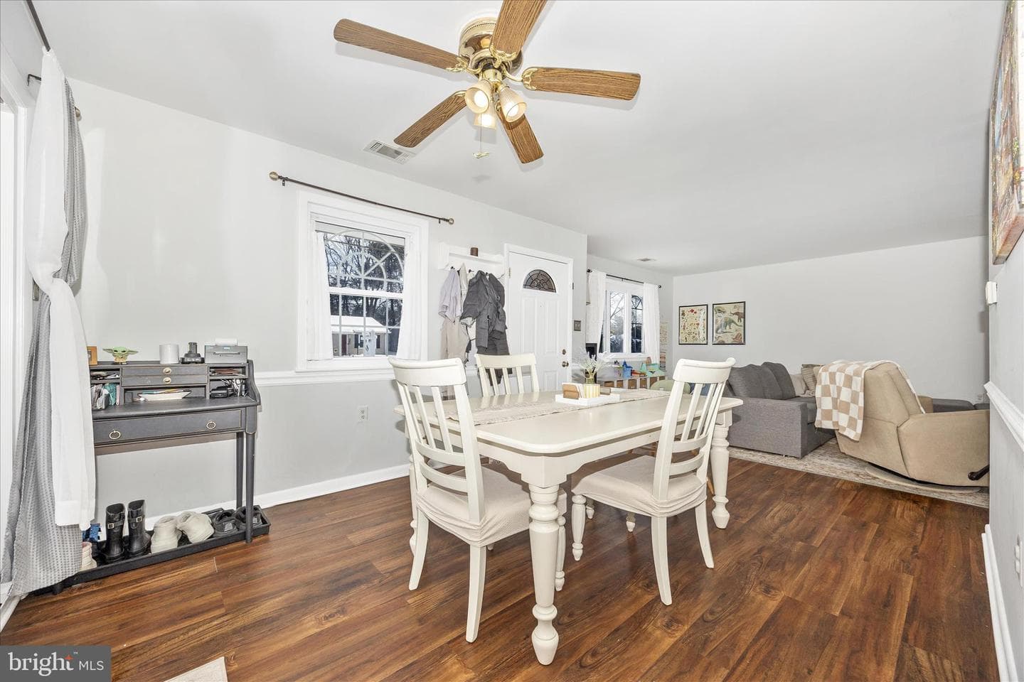 439 Center Street photo 18