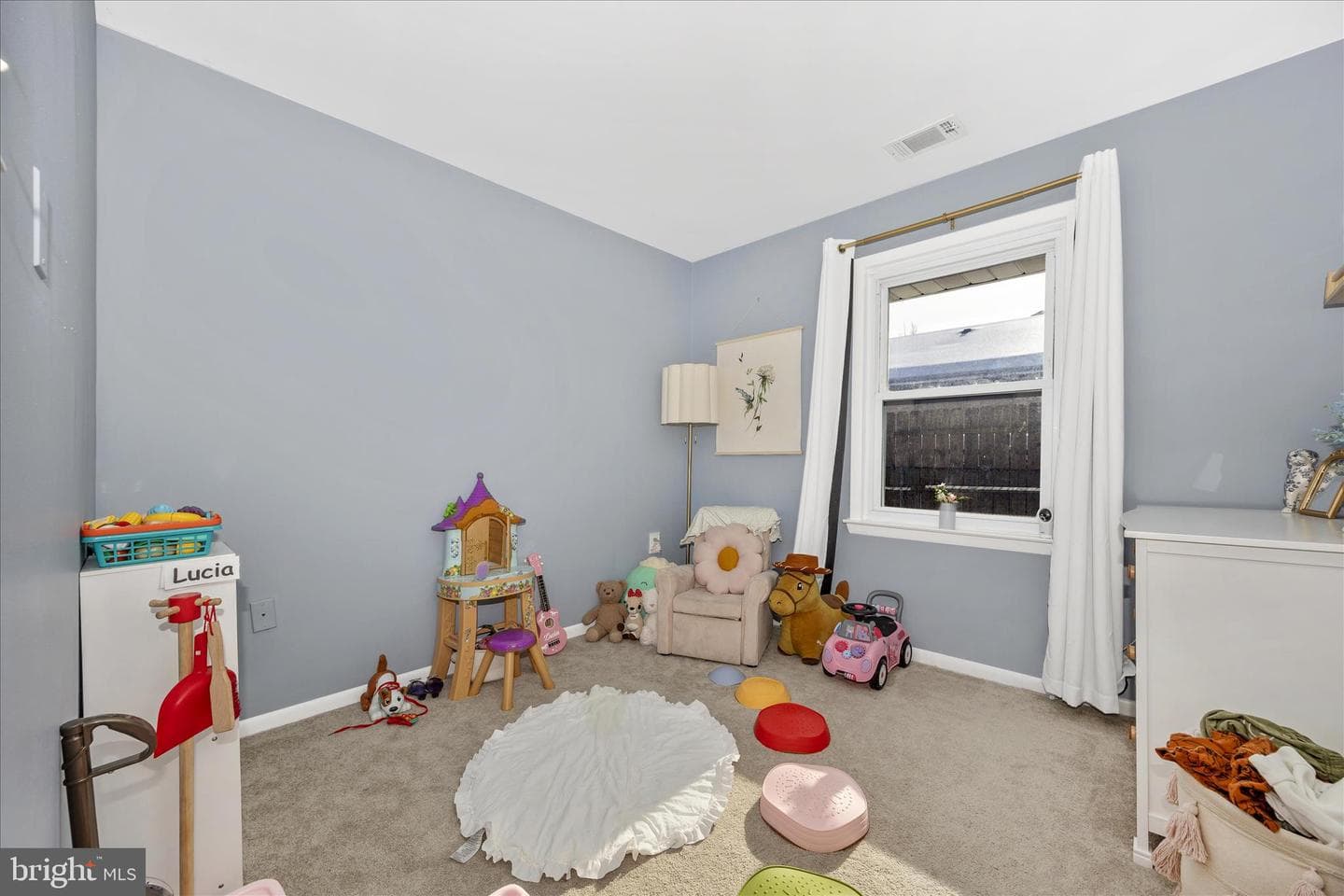 439 Center Street photo 32