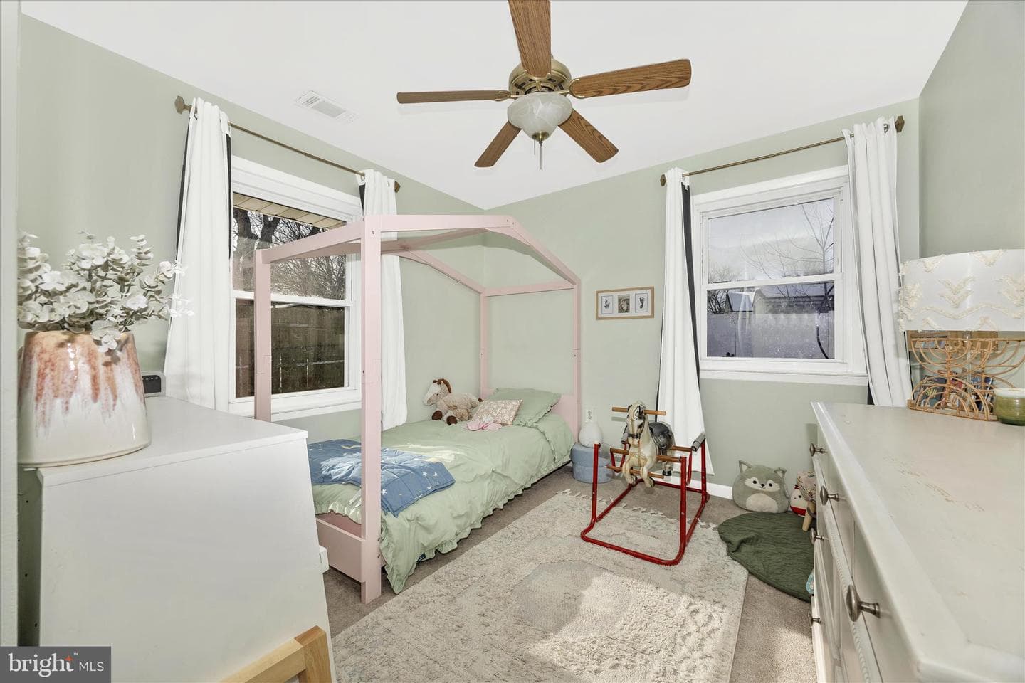 439 Center Street photo 36