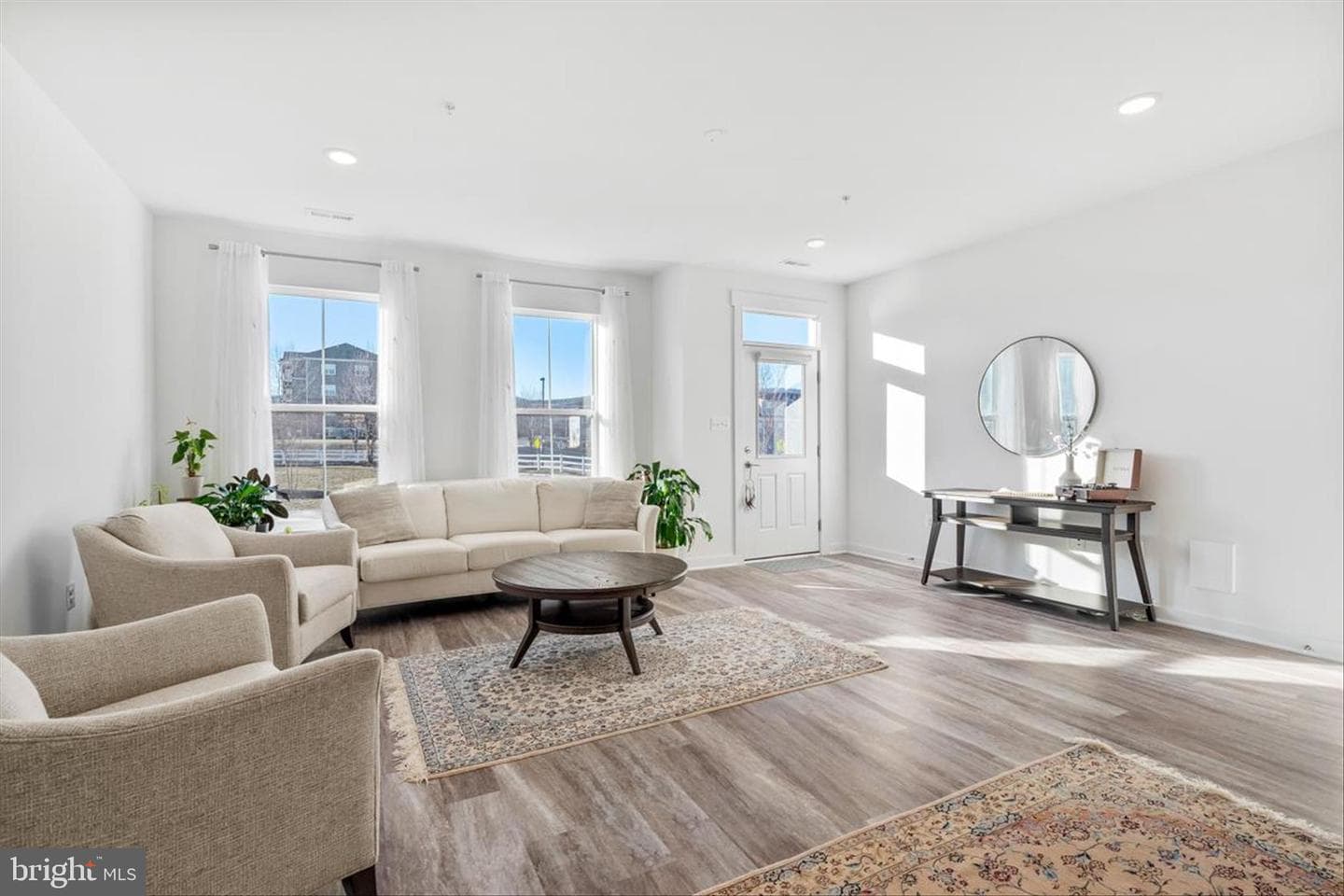 1311 Sandoval Court photo 2