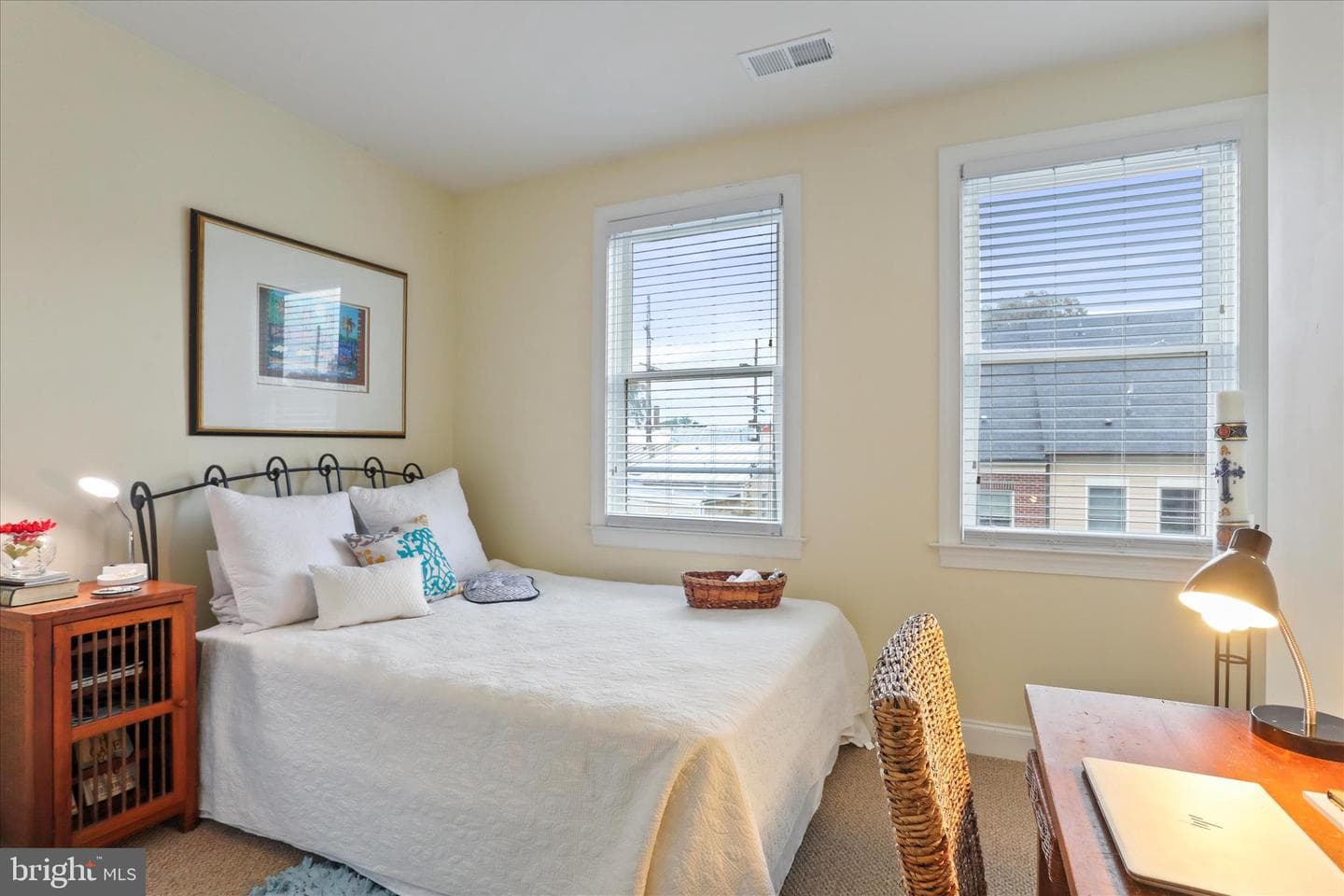 20 Maxwell Square photo 25