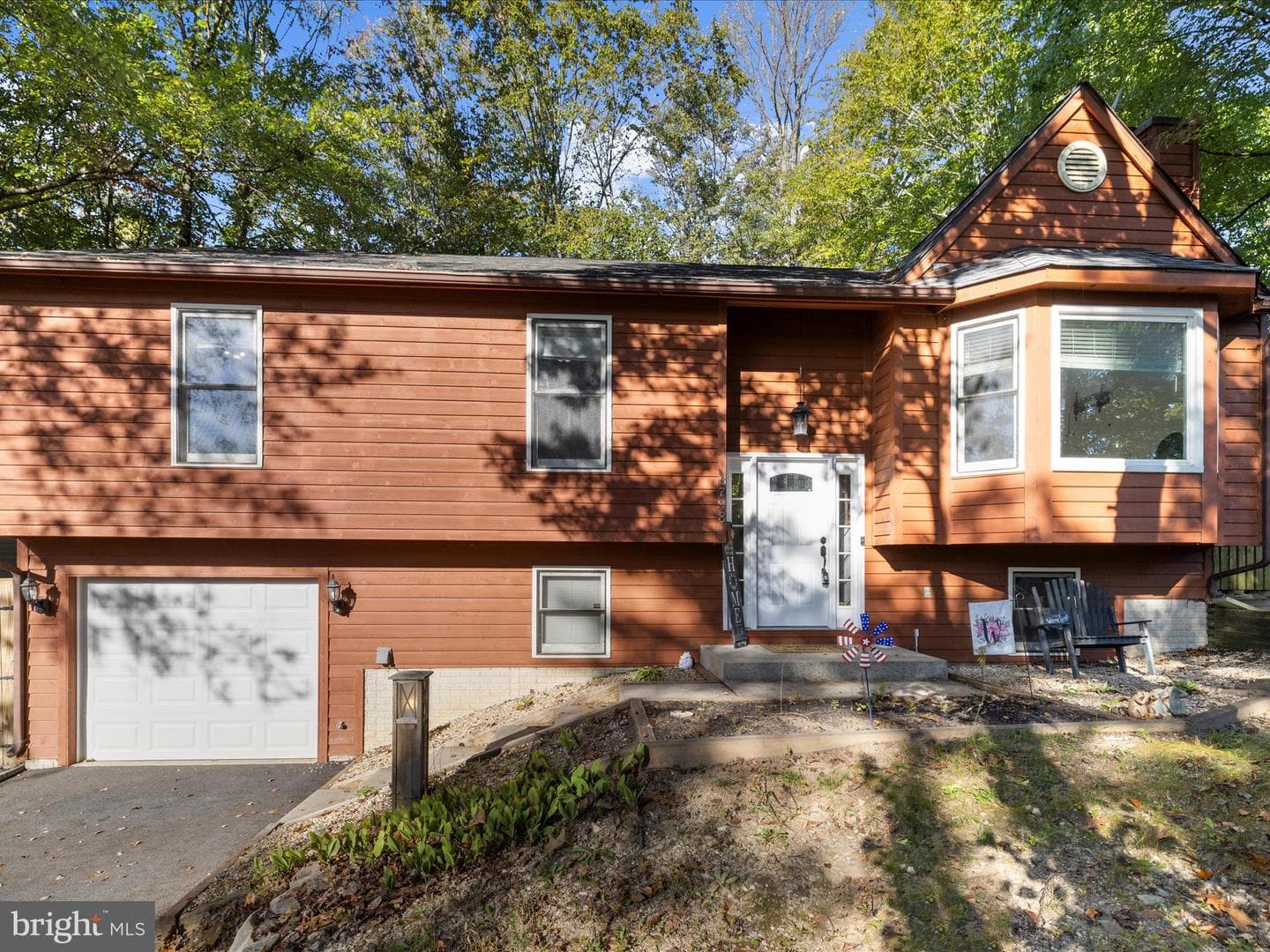 6798 Balmoral Ridge