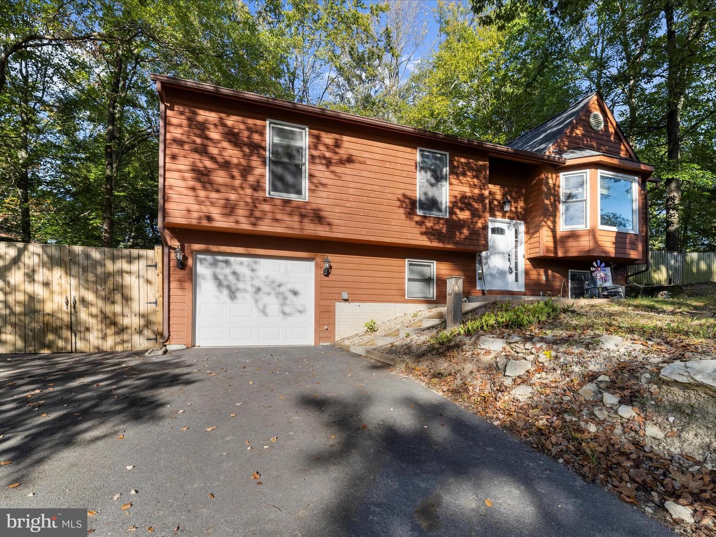 6798 Balmoral Ridge photo 3