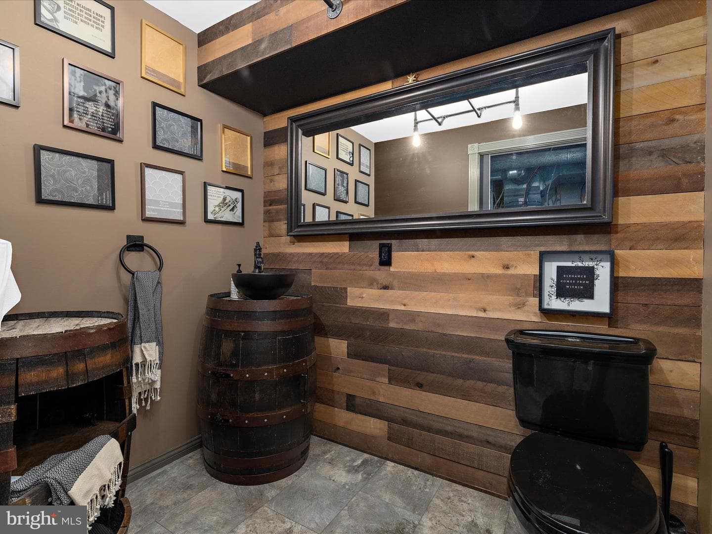 6798 Balmoral Ridge photo 34