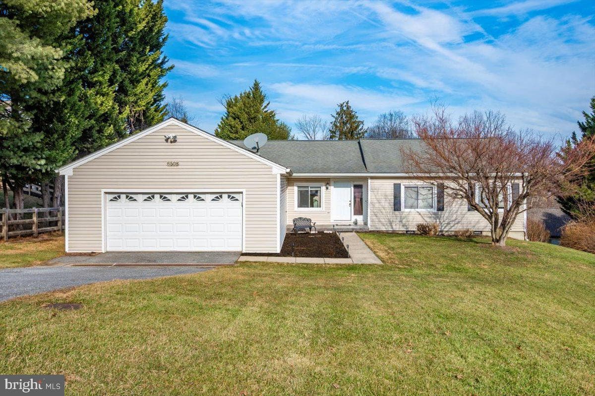 6508 Rimrock Place photo 1