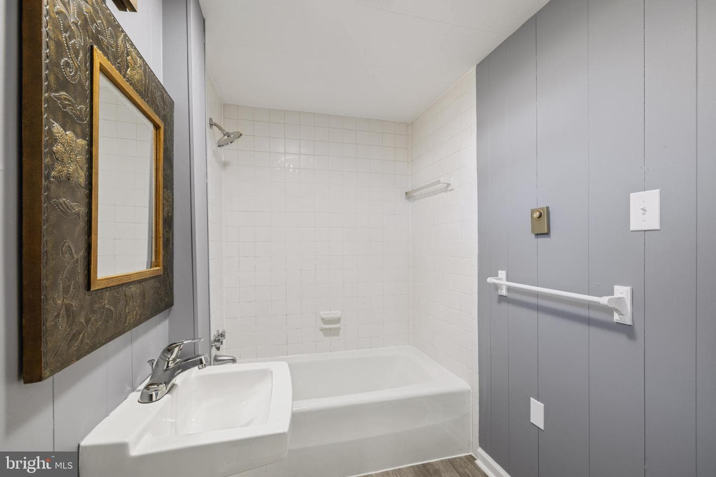 1497 W 10th Street photo 32