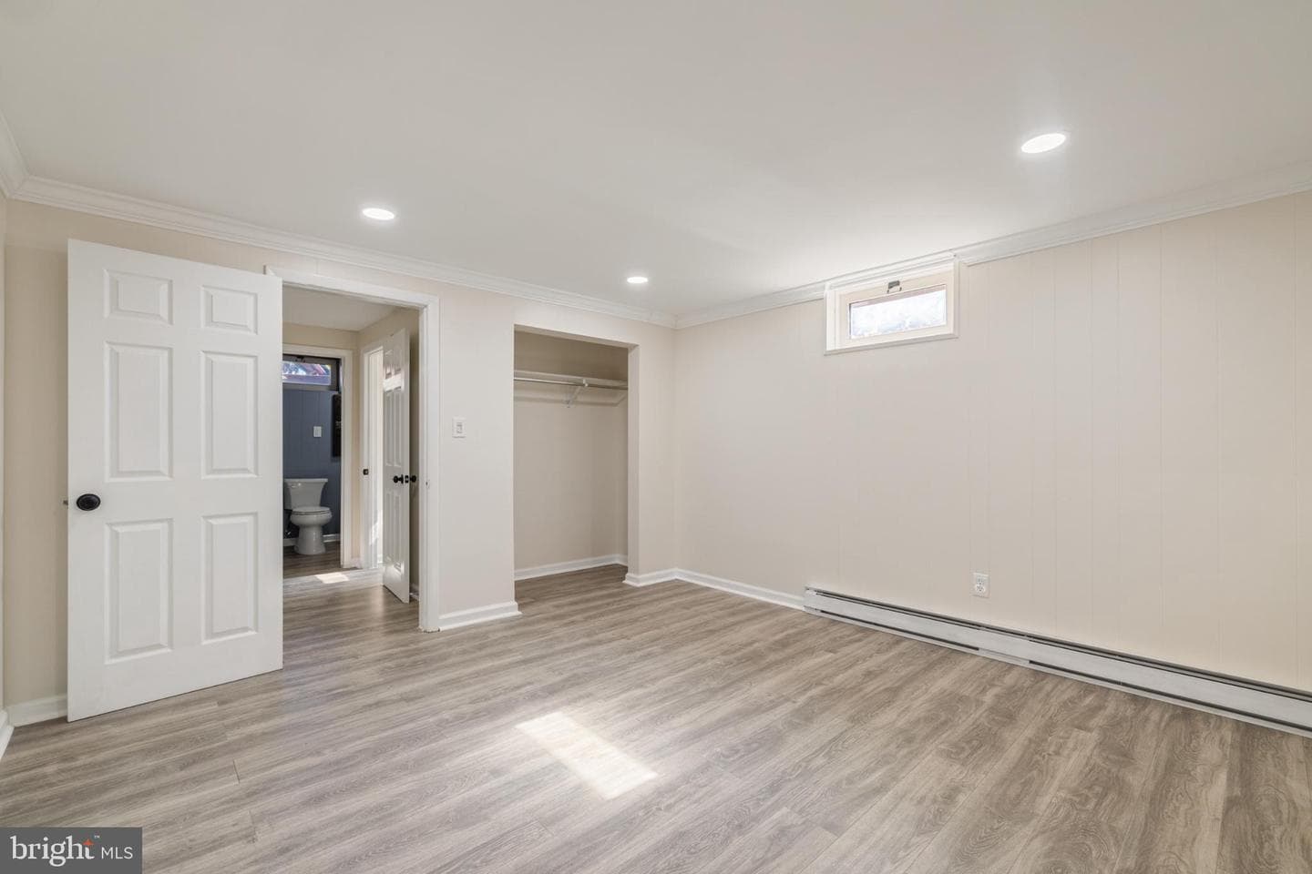 1497 W 10th Street photo 33