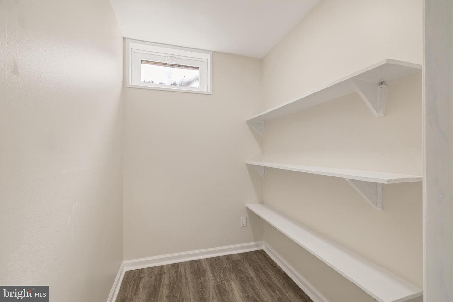 1497 W 10th Street photo 36