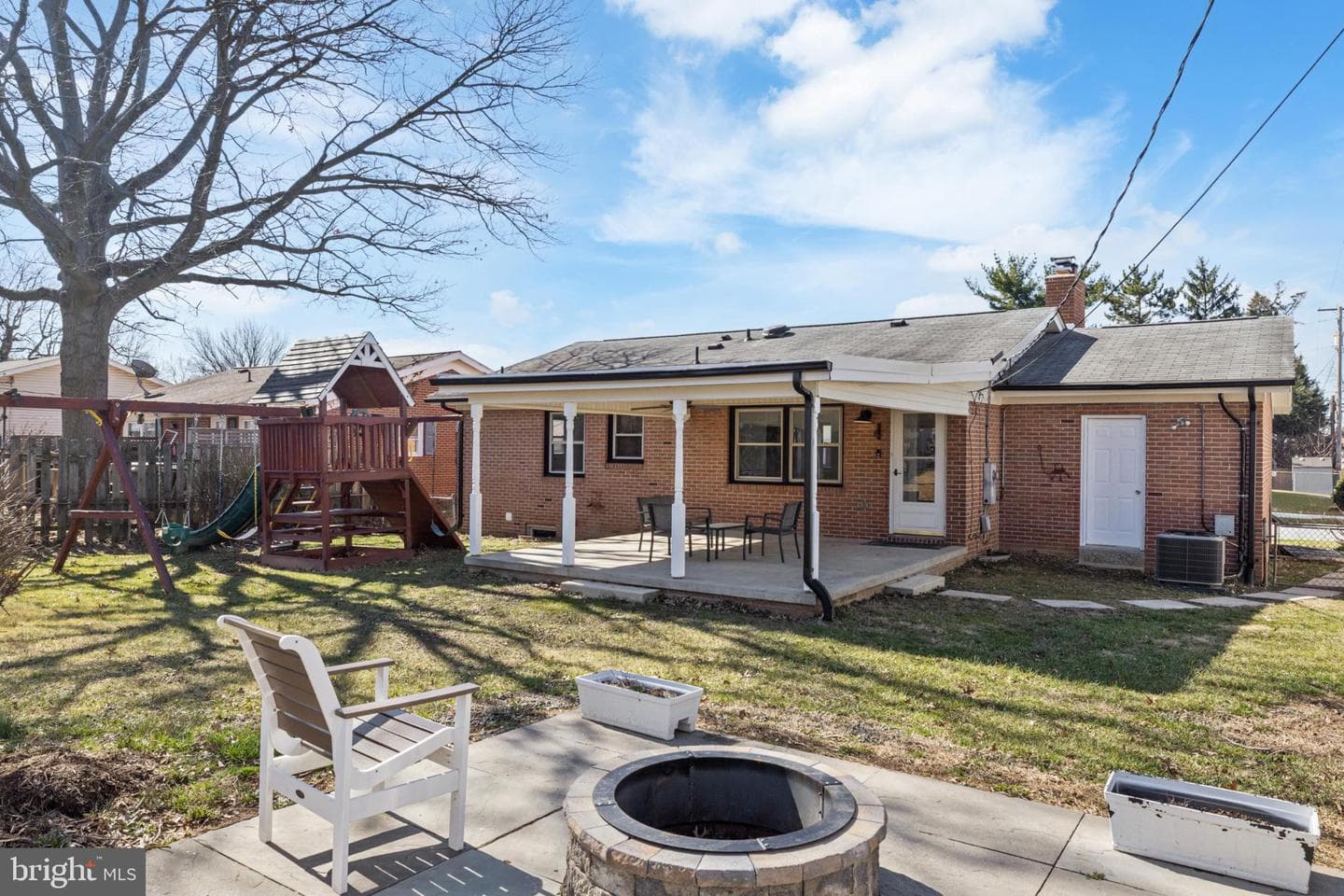 1497 W 10th Street photo 38