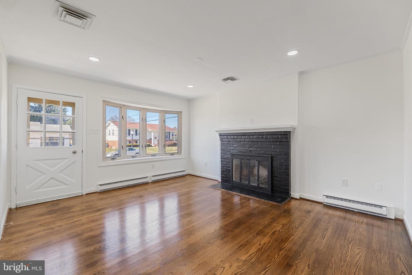 1497 W 10th Street photo 5