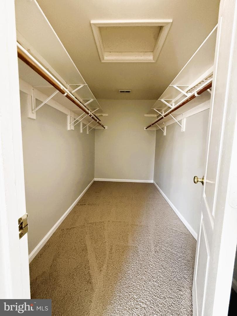 9672 Fleetwood Court photo 15