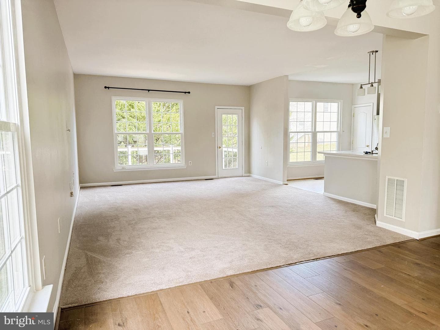 9672 Fleetwood Court photo 8