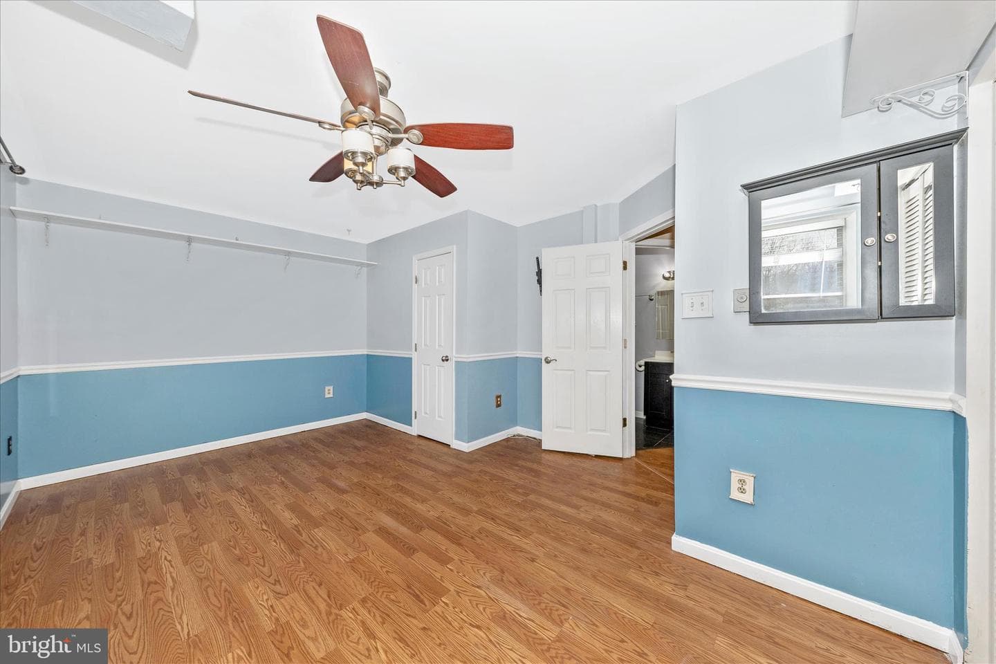 10641 Old Barn Ct photo 25