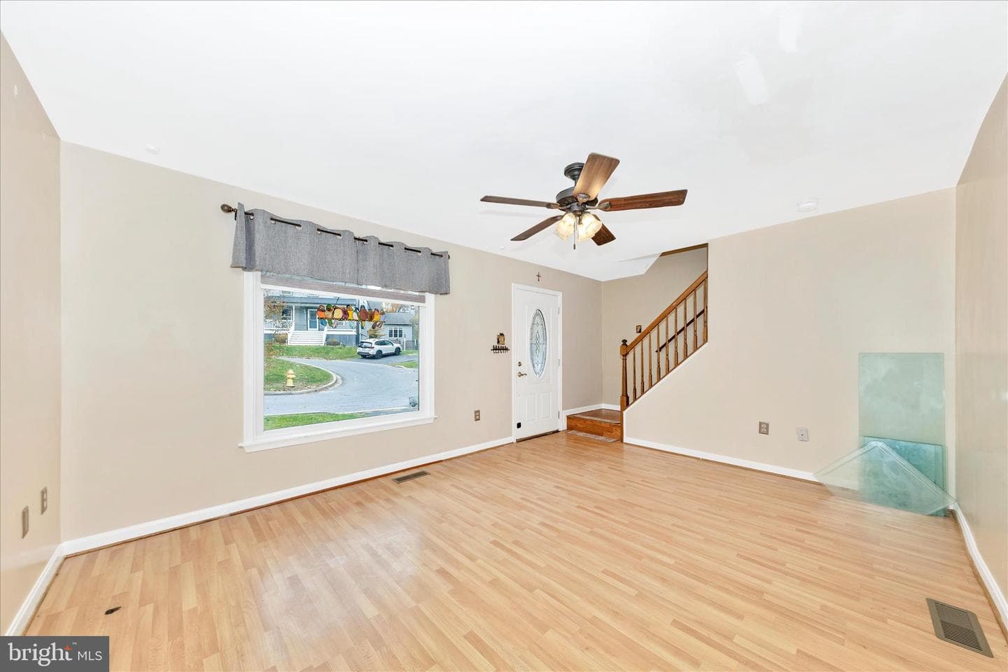10641 Old Barn Ct photo 7