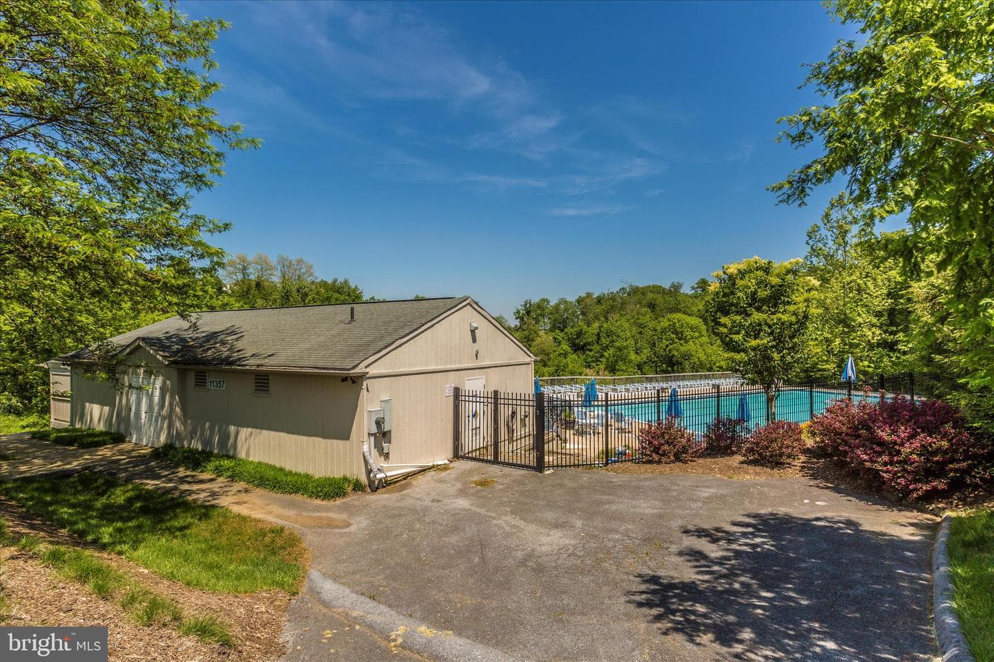 11008 Country Club Road photo 65