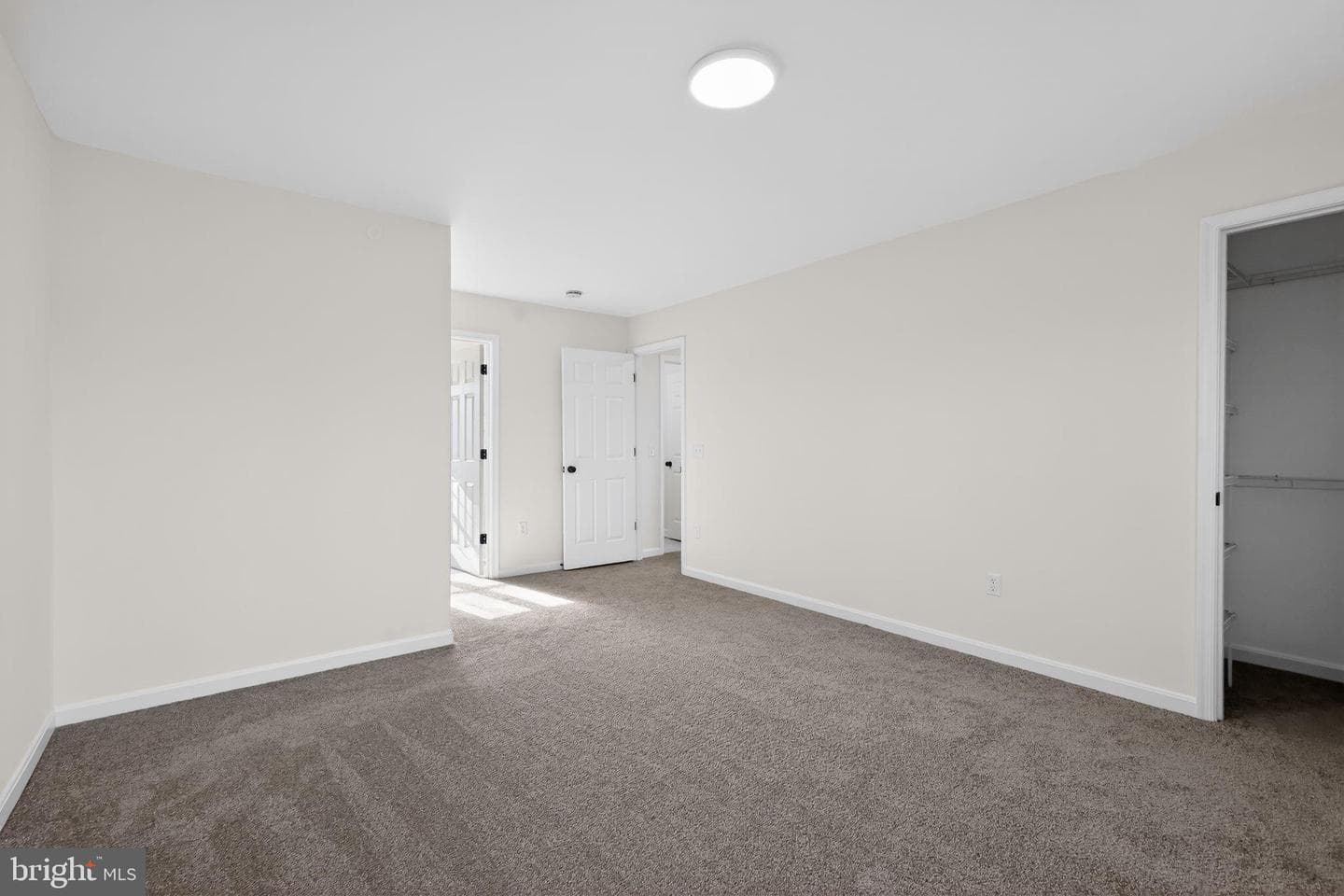 833 Waterford Drive photo 18