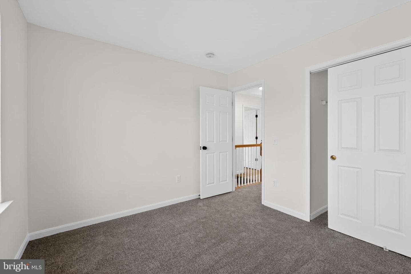 833 Waterford Drive photo 20