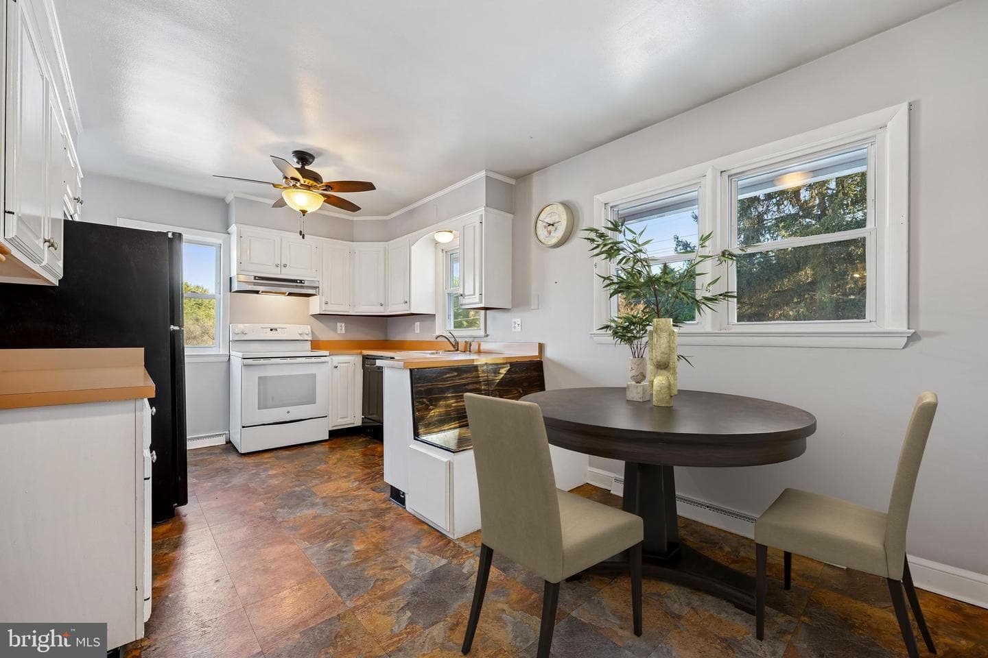 11914 Fingerboard Road photo 19