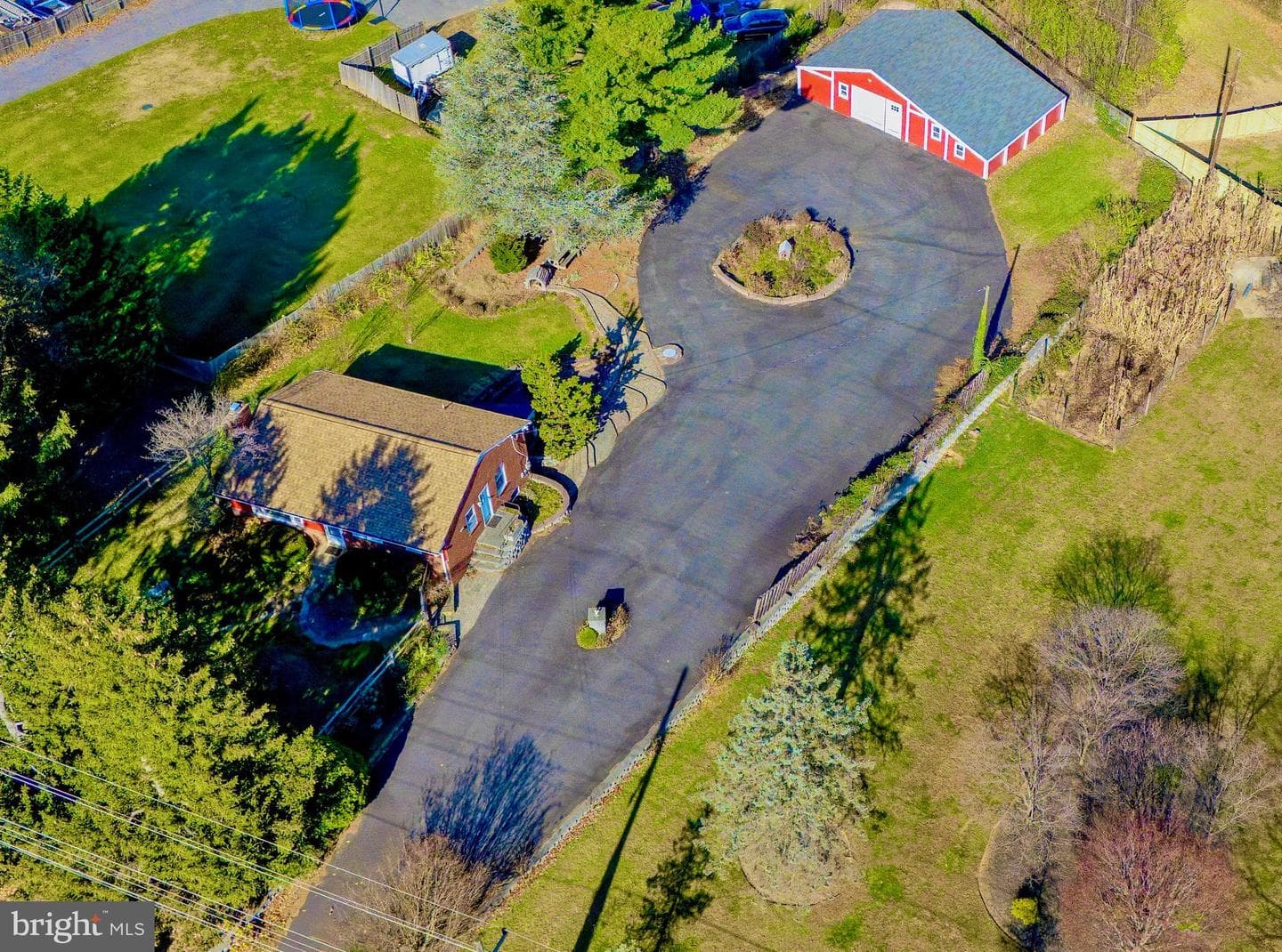 11914 Fingerboard Road photo 2
