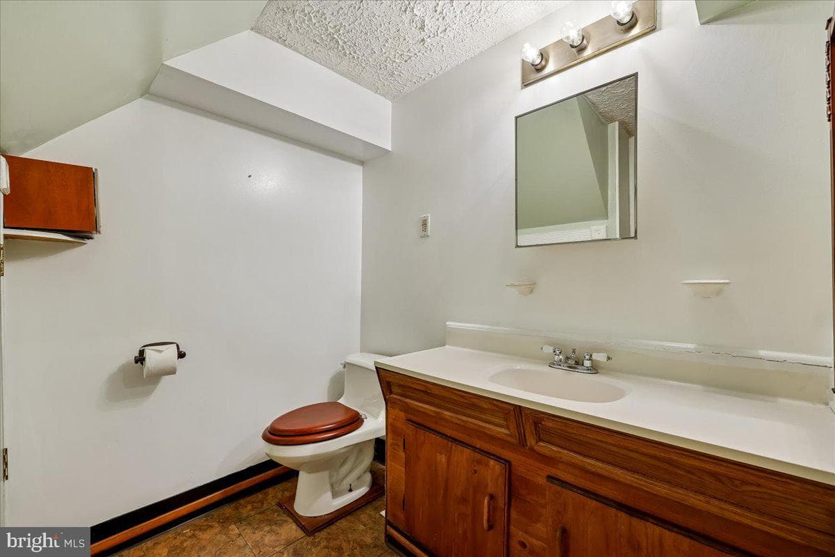 11914 Fingerboard Road photo 40