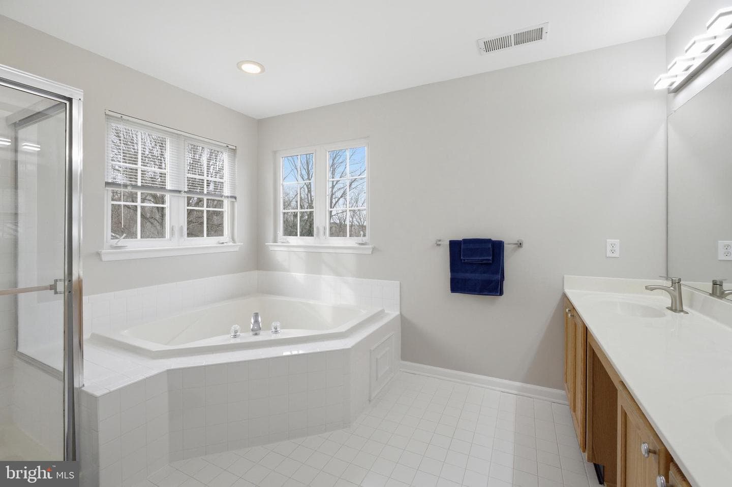 5730 Meyer Avenue photo 31