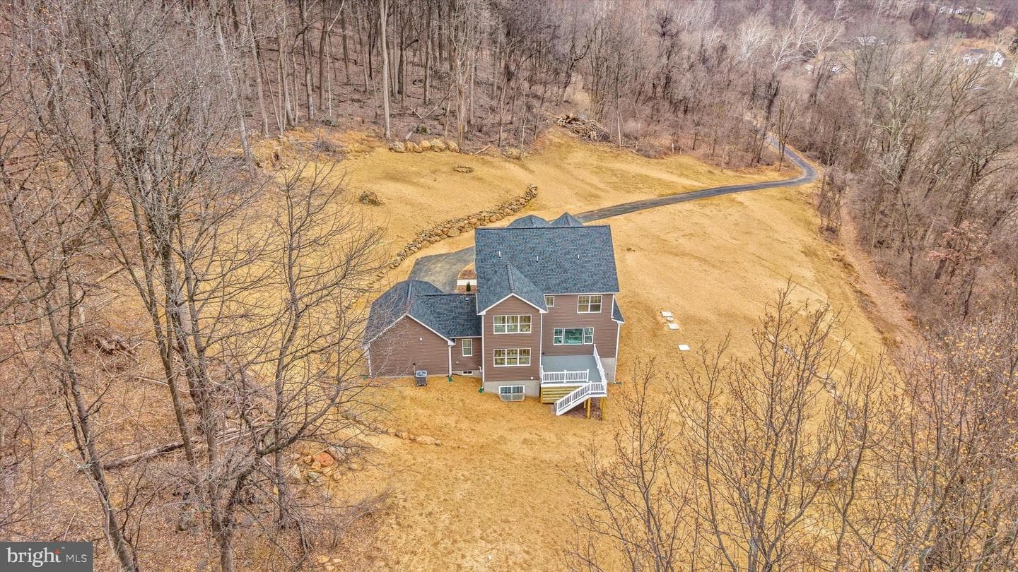 4302 Fishers Hollow Road photo 67