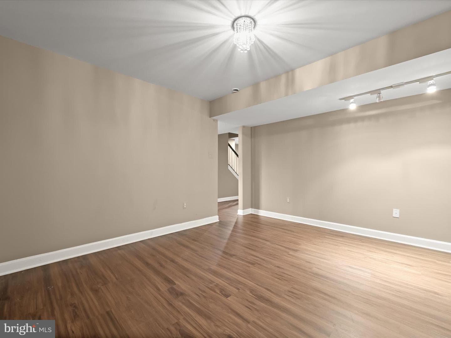 12304 Hungerford Manor Court photo 43