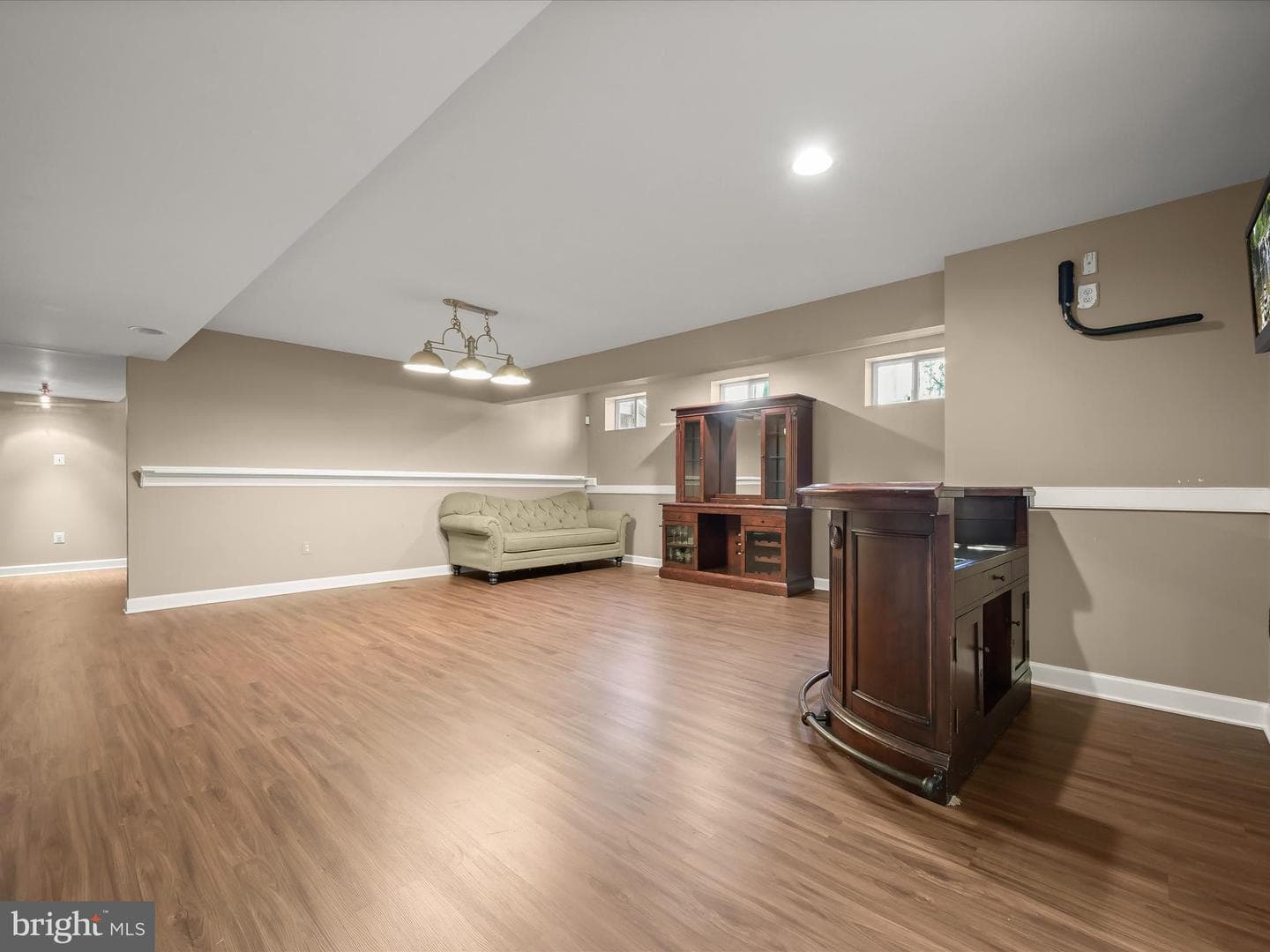 12304 Hungerford Manor Court photo 44