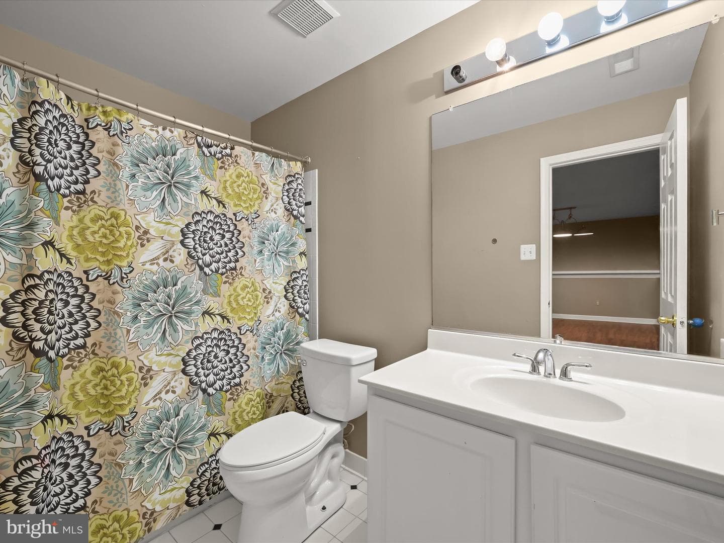 12304 Hungerford Manor Court photo 46