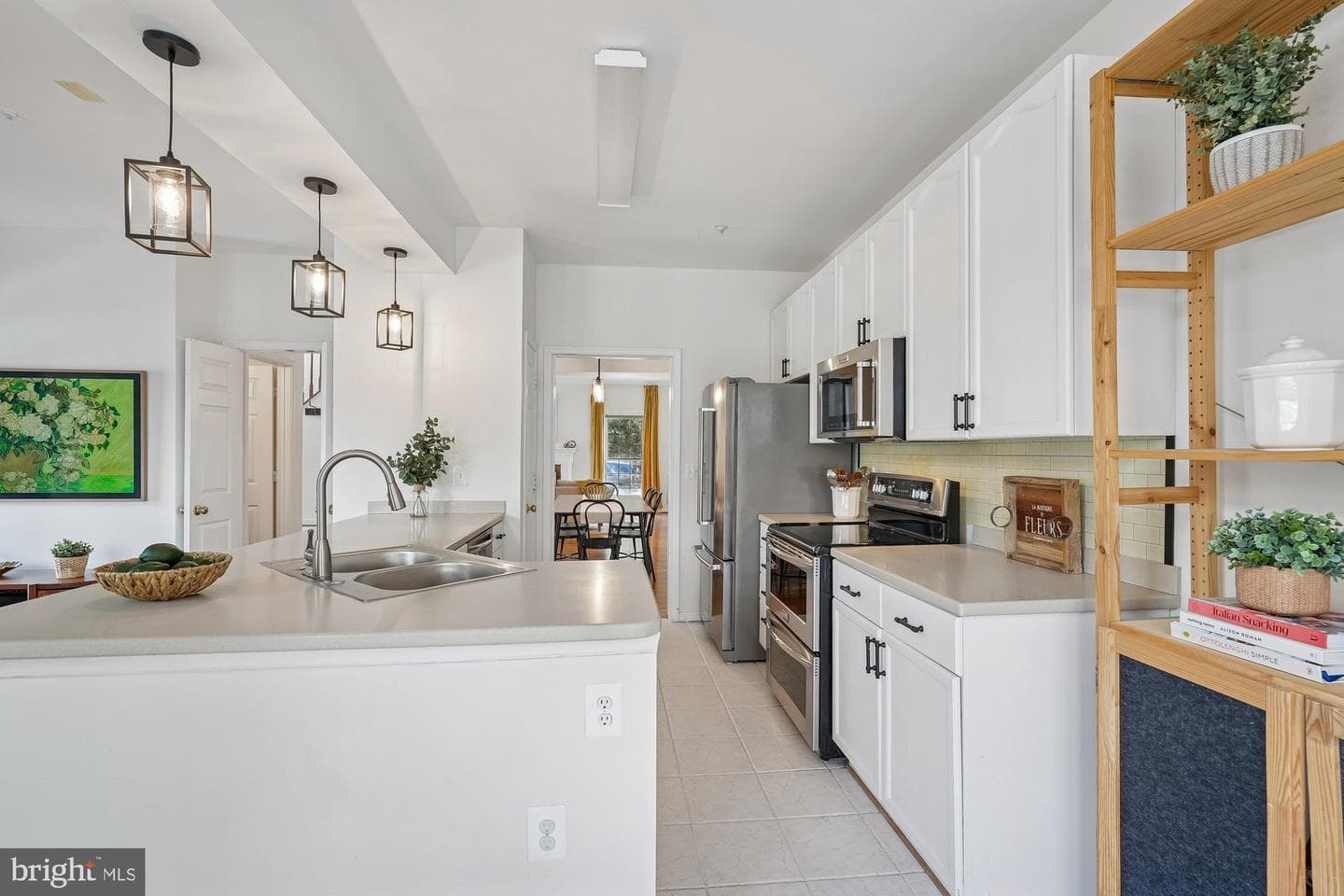 2539 Waterside Drive photo 14