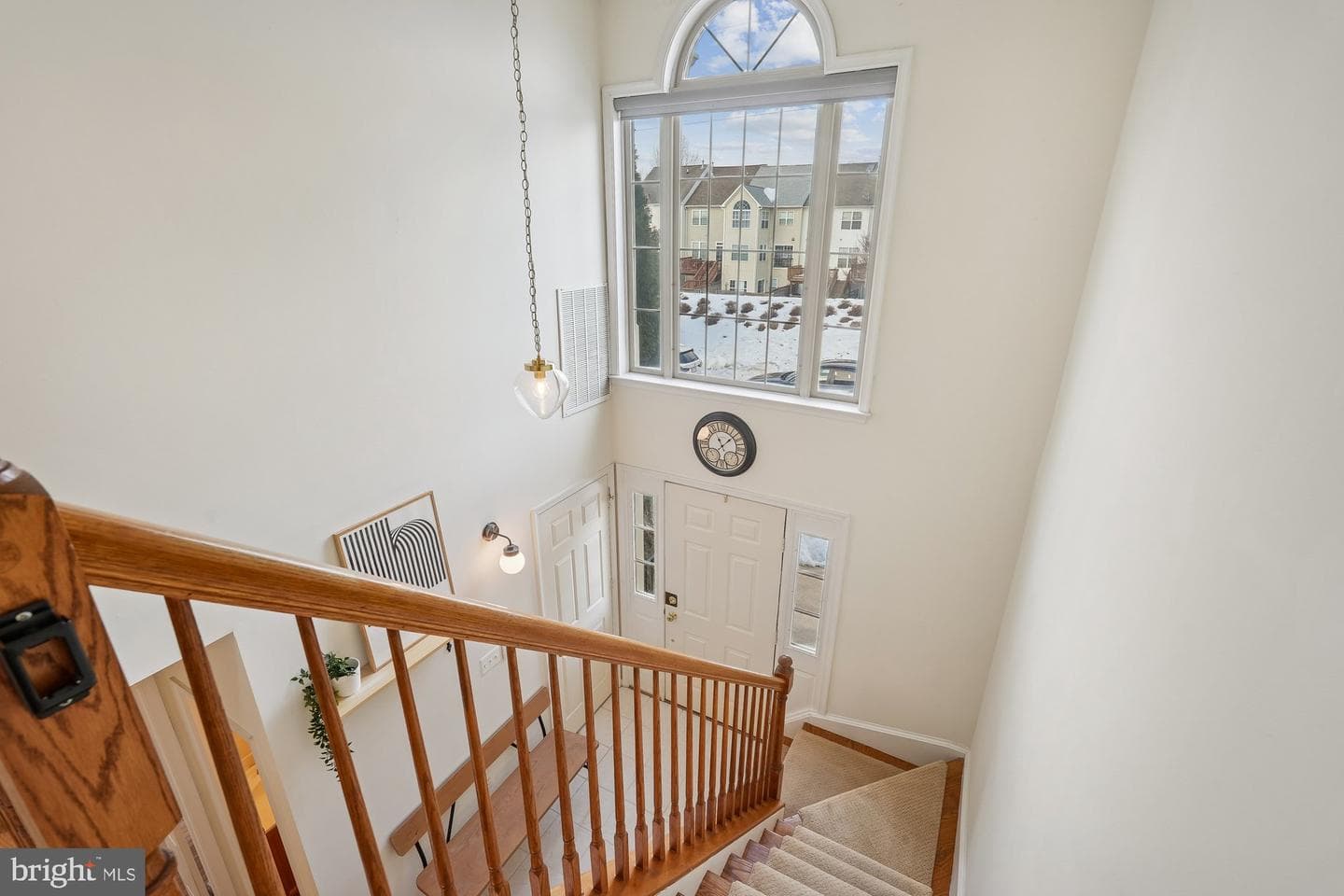 2539 Waterside Drive photo 3