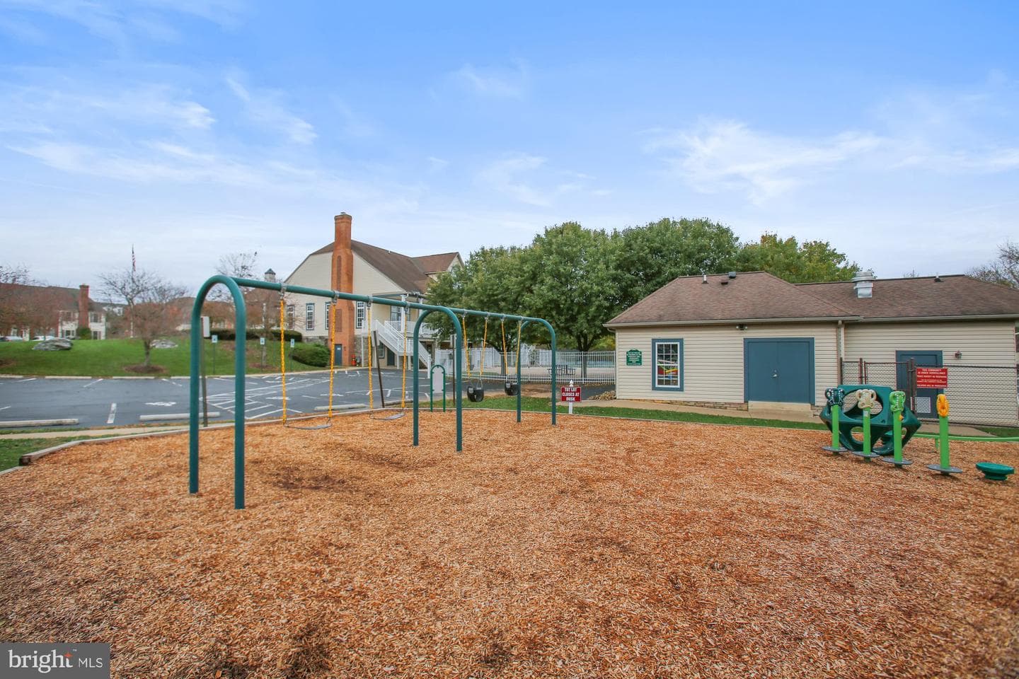 2539 Waterside Drive photo 56