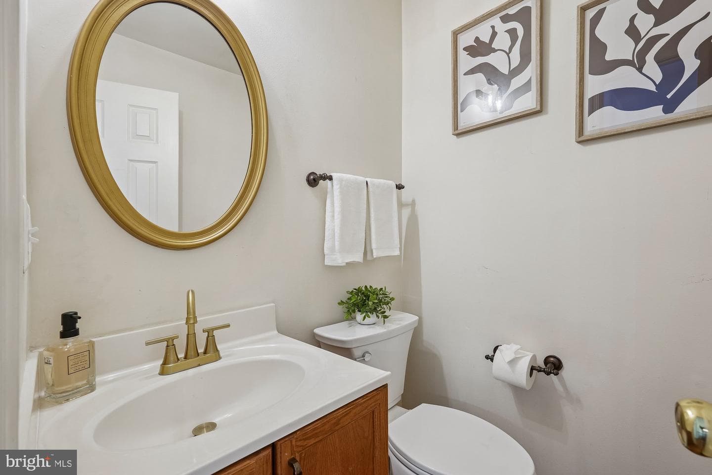 2539 Waterside Drive photo 7