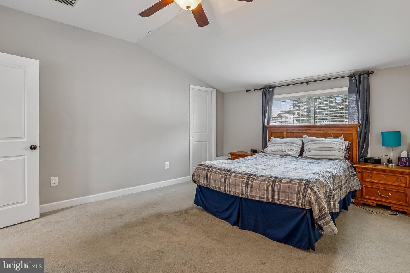 207 Broad Street photo 26