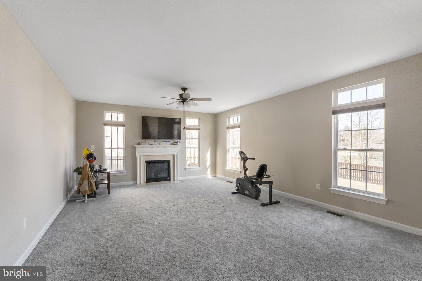 1316 Huntley Circle photo 6