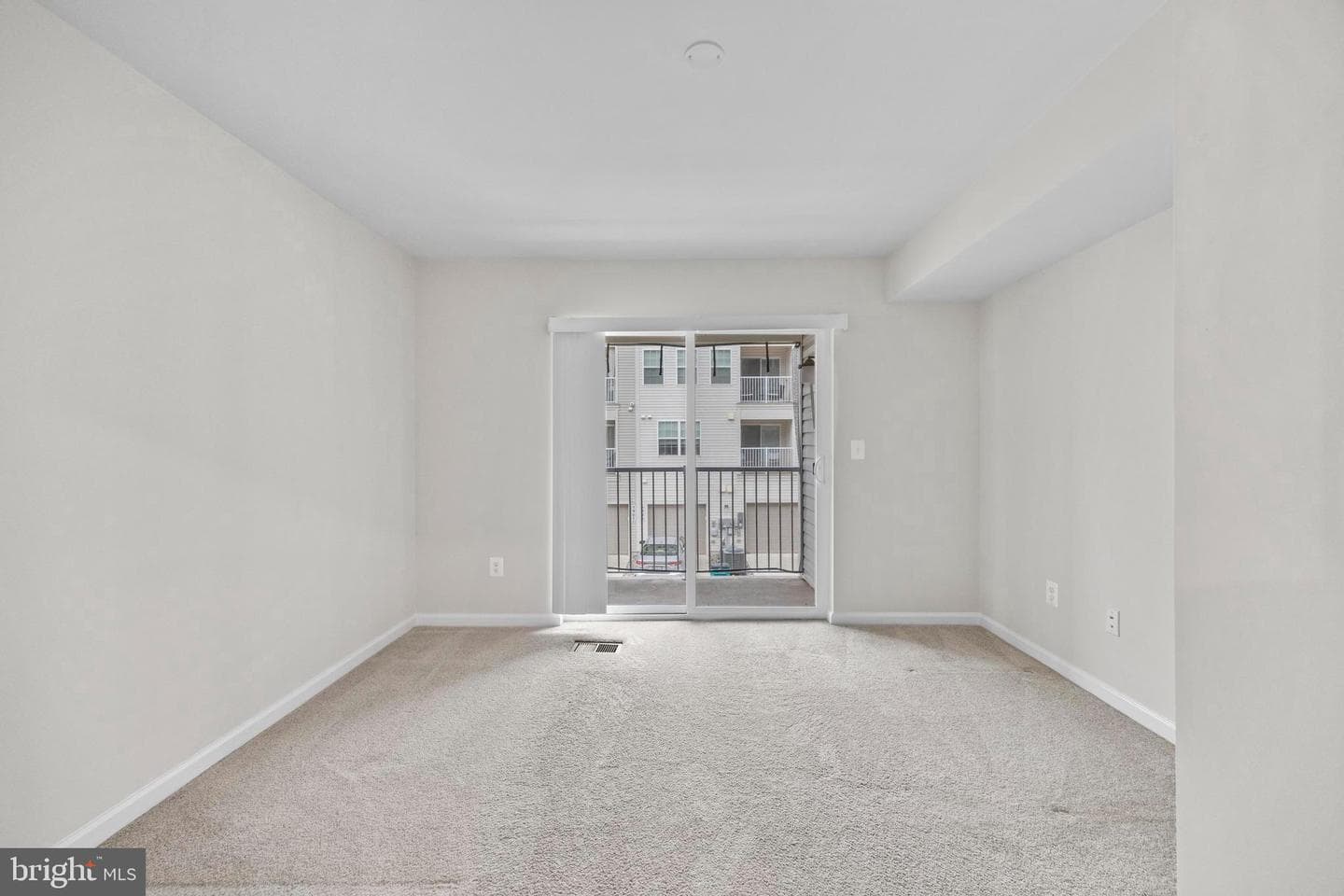 5936 Forum Square photo 16