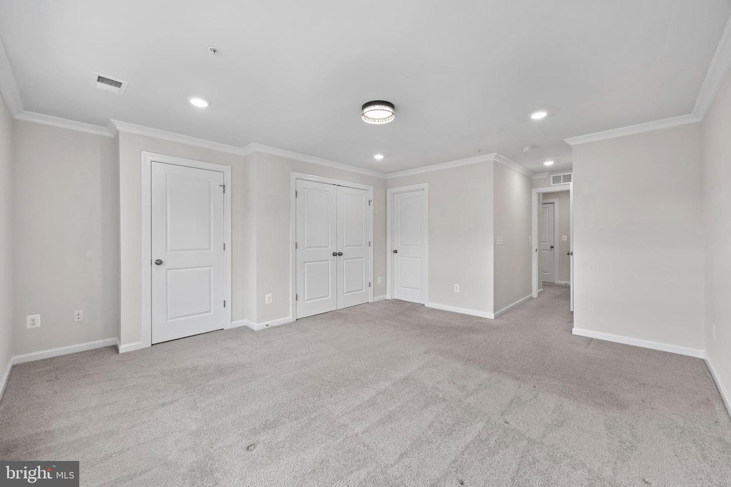 5936 Forum Square photo 23