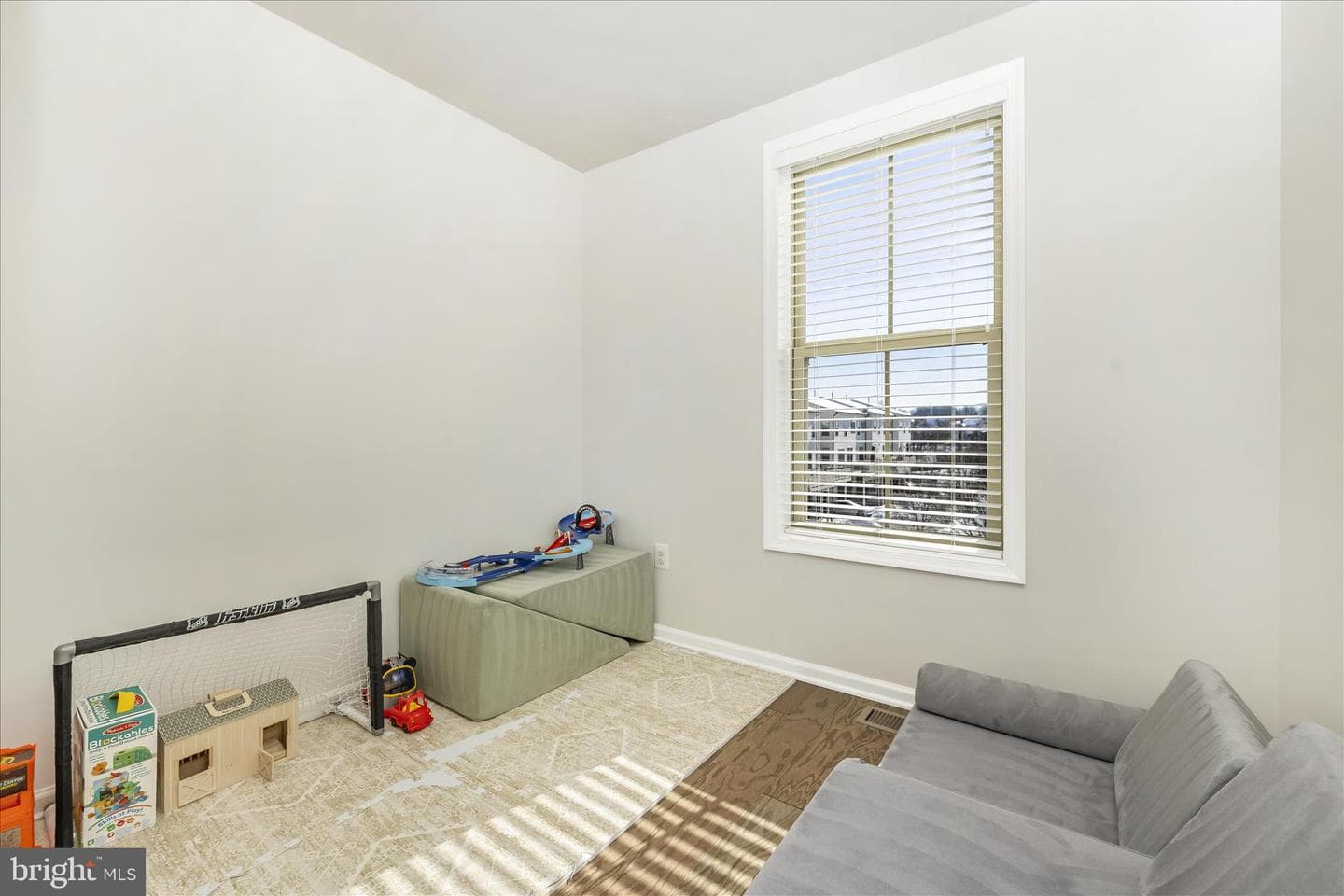 4335 Viridian Terrace photo 18