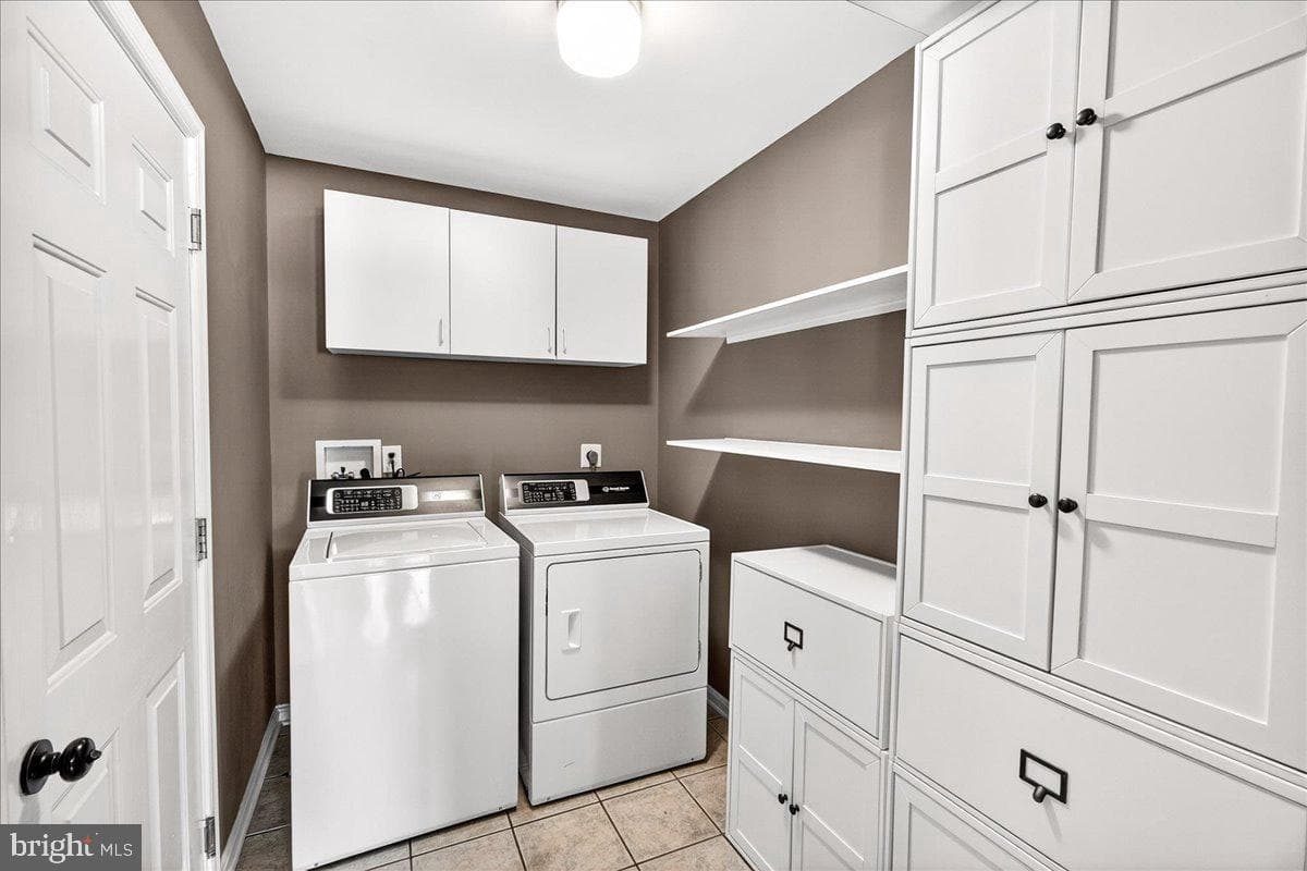 201 Sheffield Court photo 25