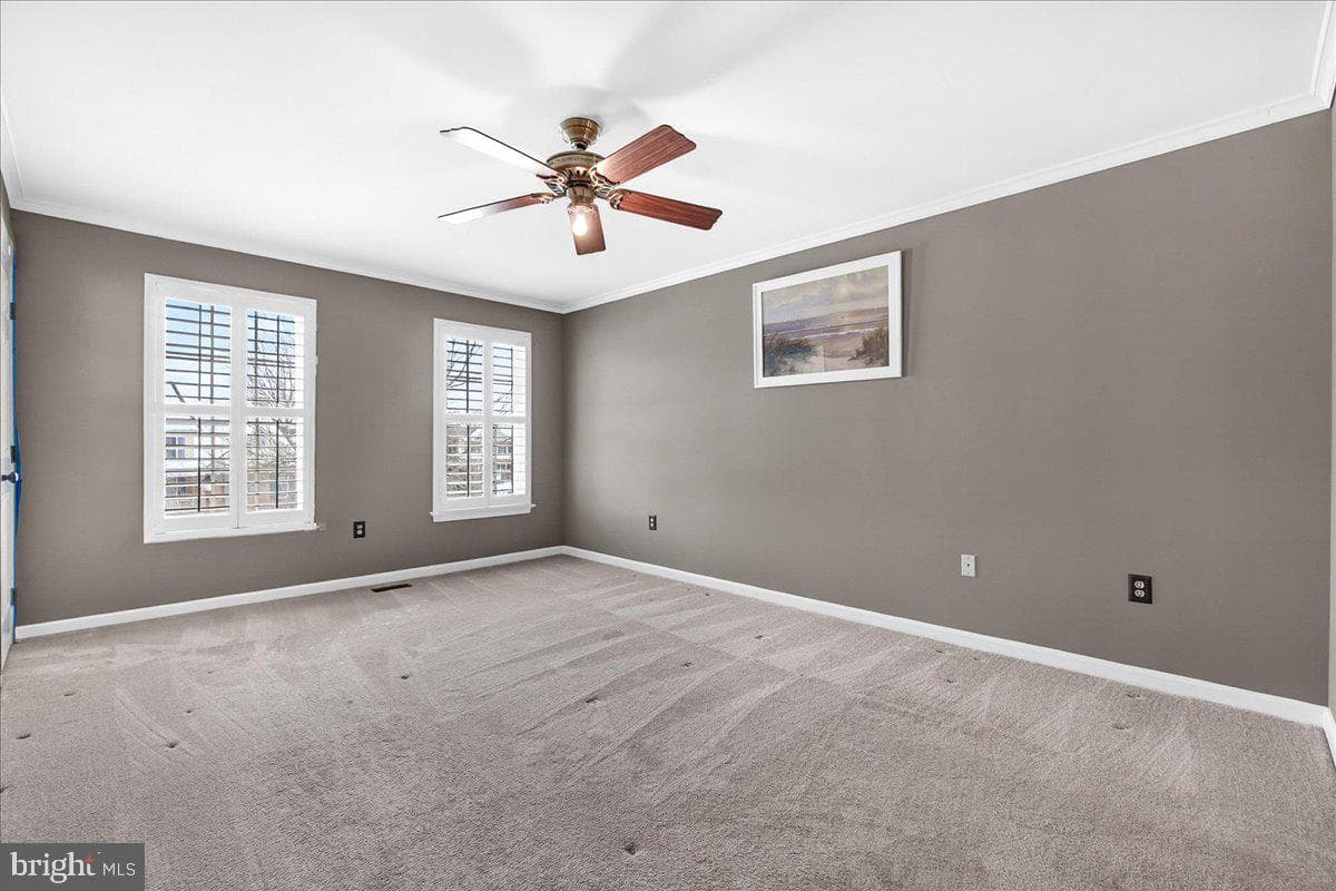 201 Sheffield Court photo 29