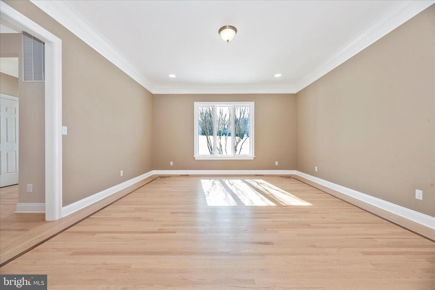 4732 Westwind photo 9