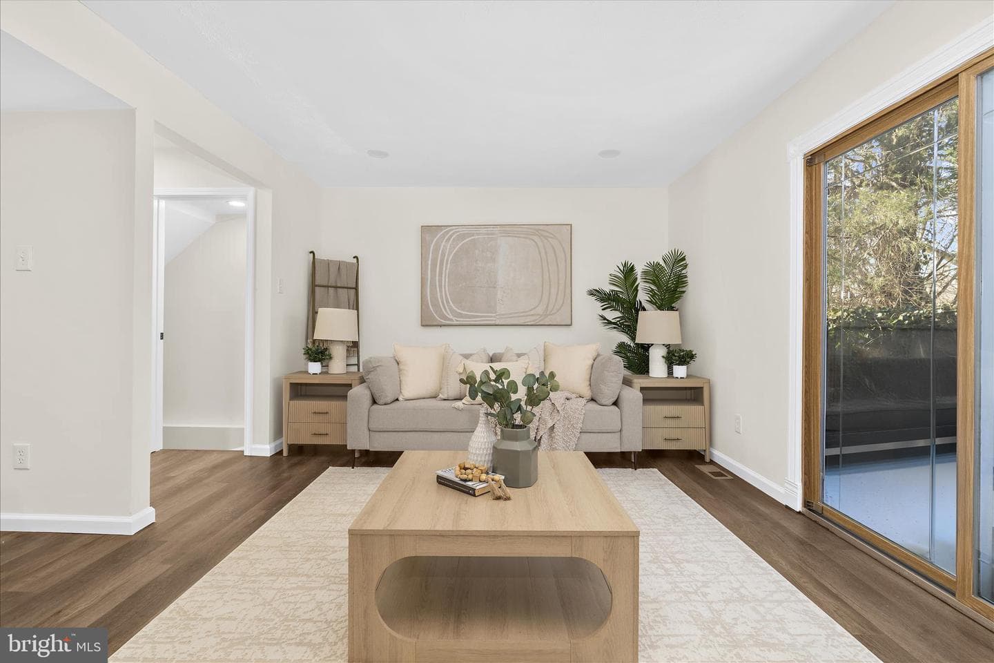 196 Key Parkway photo 3