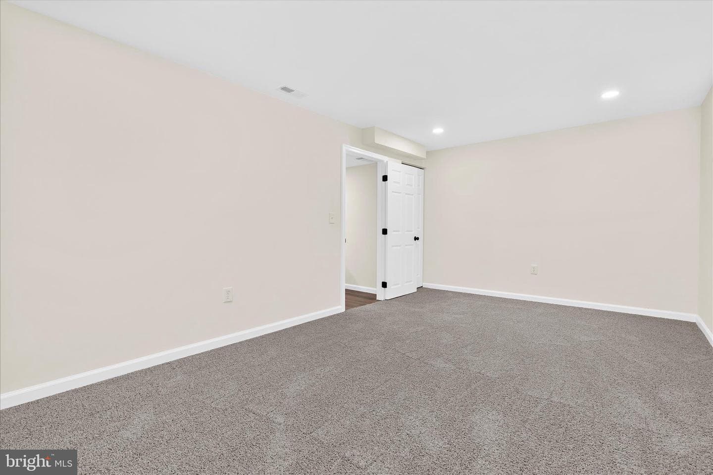 196 Key Parkway photo 31