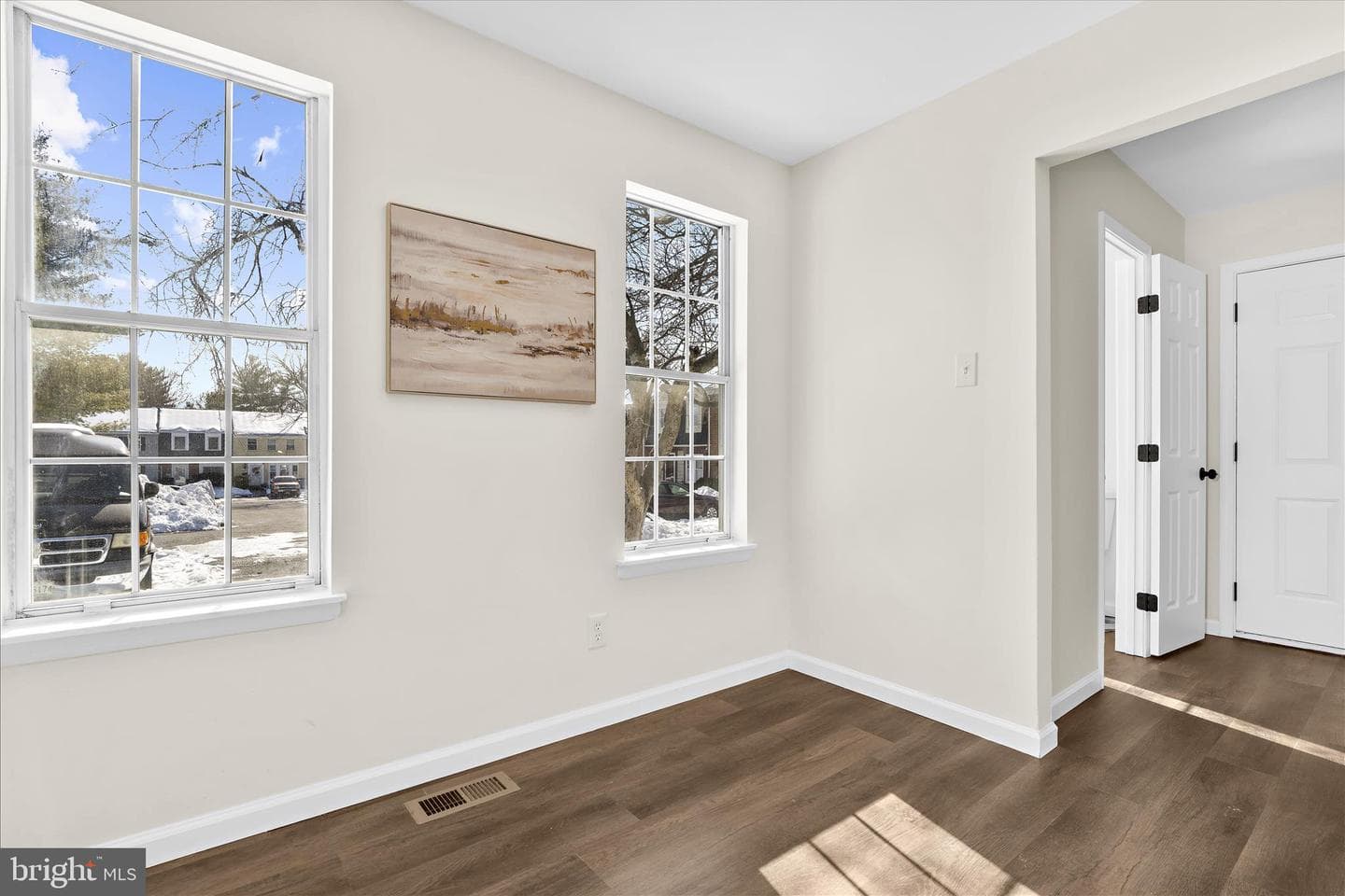 196 Key Parkway photo 5