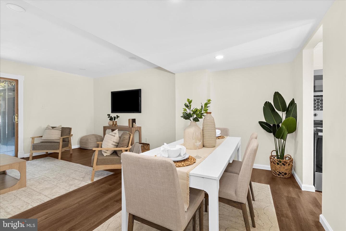196 Key Parkway photo 6