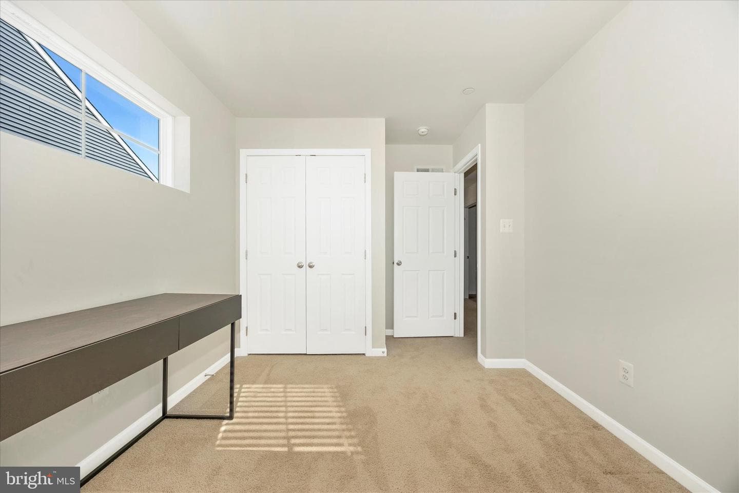 1310 Pedigree Street photo 35