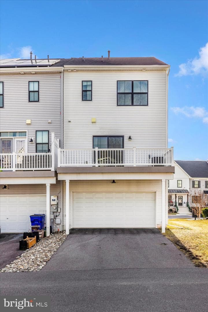 1310 Pedigree Street photo 45